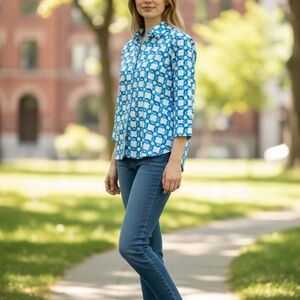 Chico’s No Iron Blue Geometric Print Button Down 3/4 Sleeve Size 2
